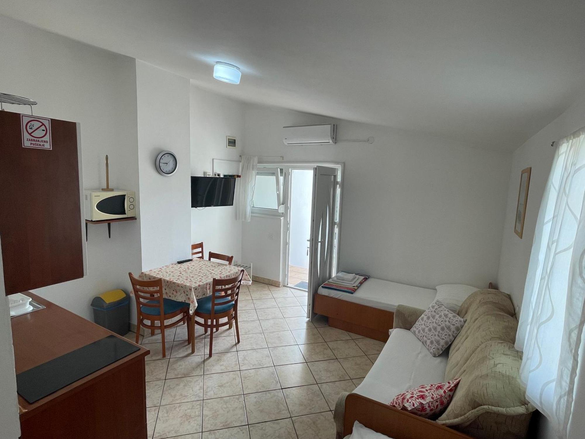 Apartments Zora Nin Pokoj fotografie
