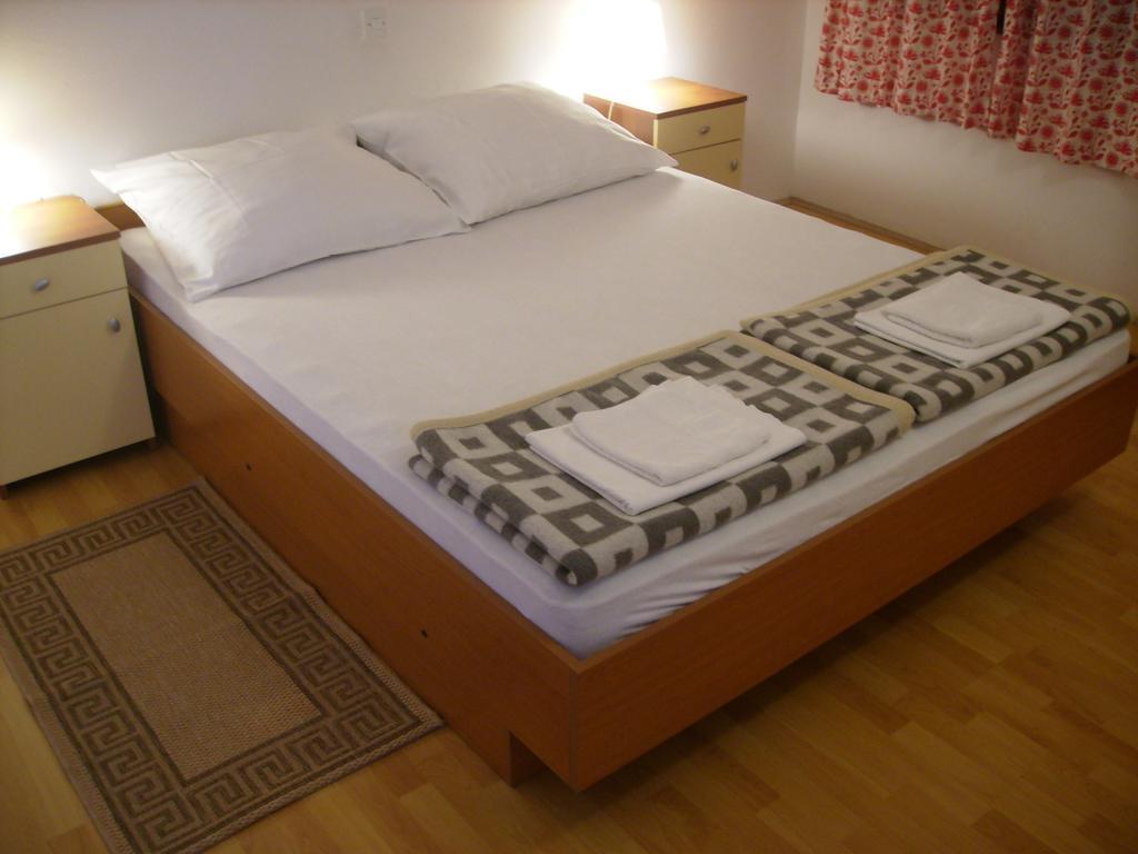 Apartments Zora Nin Pokoj fotografie